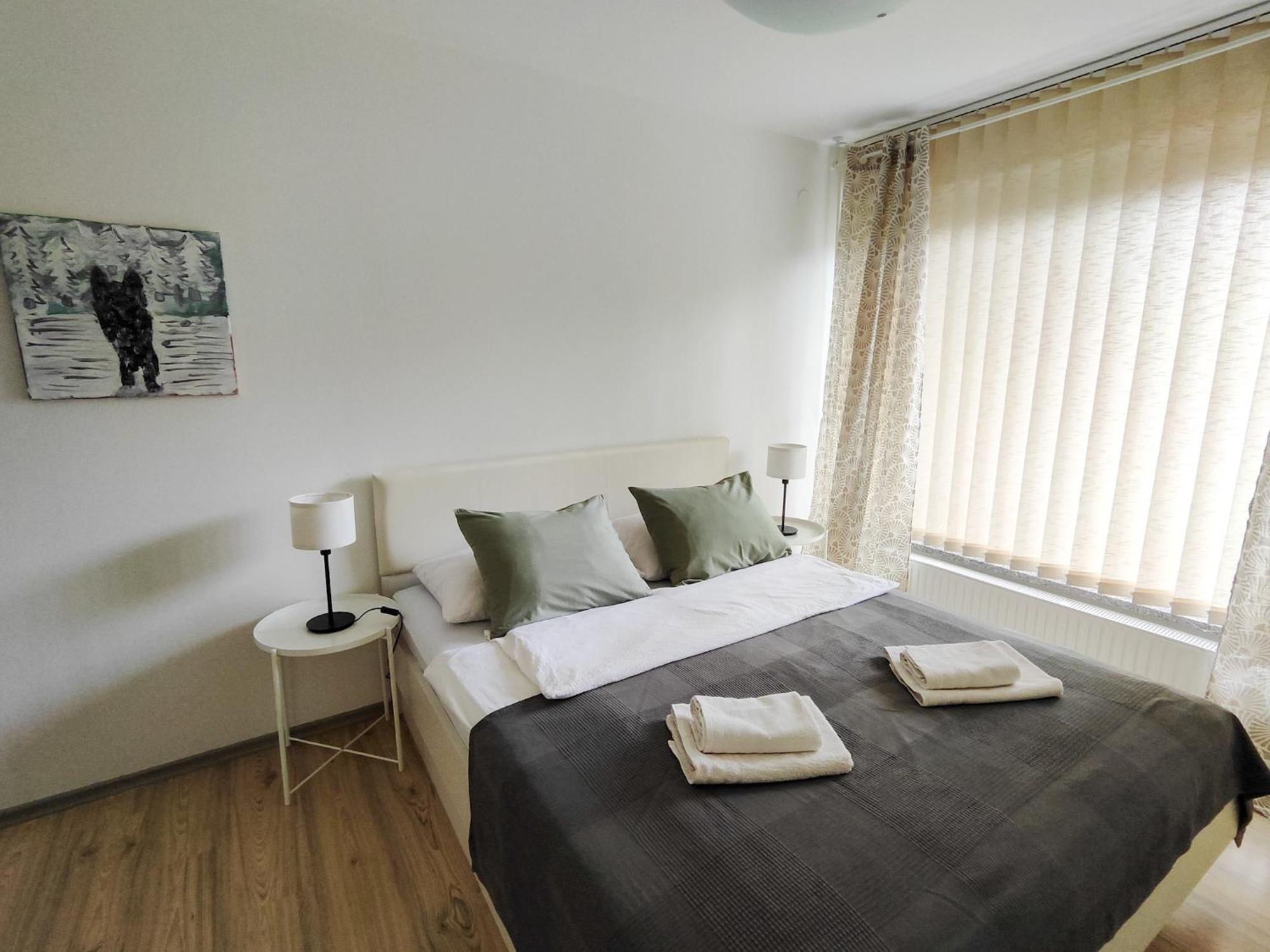 Petra Garden Apartment เบลด ภายนอก รูปภาพ
