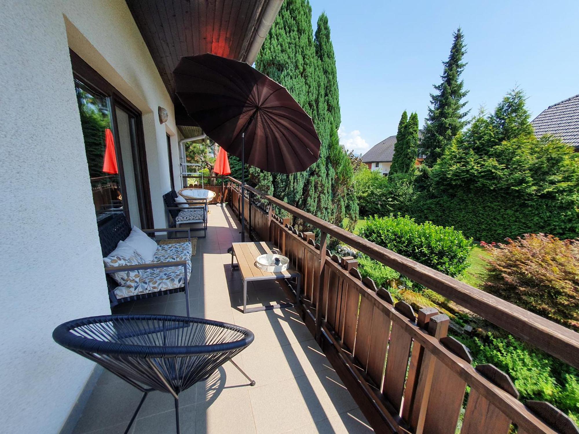 Petra Garden Apartment เบลด ภายนอก รูปภาพ